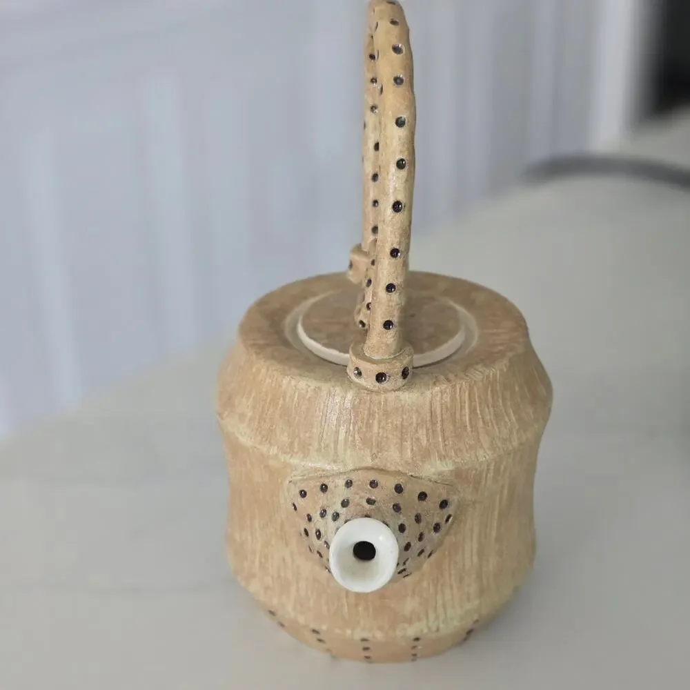 Madeline Stahl Signed Pottery Handmade Tea pot with‎ lid Beige Dotted